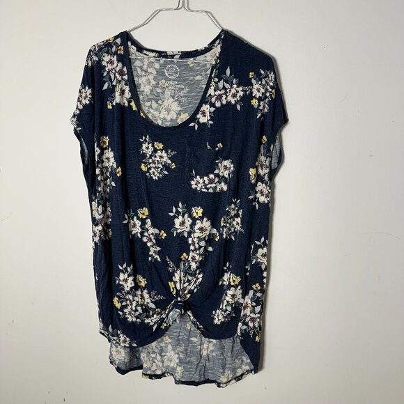 Maurices Tops Euc Womens 247 Maurices Blue Floral Shirt Top Blouse